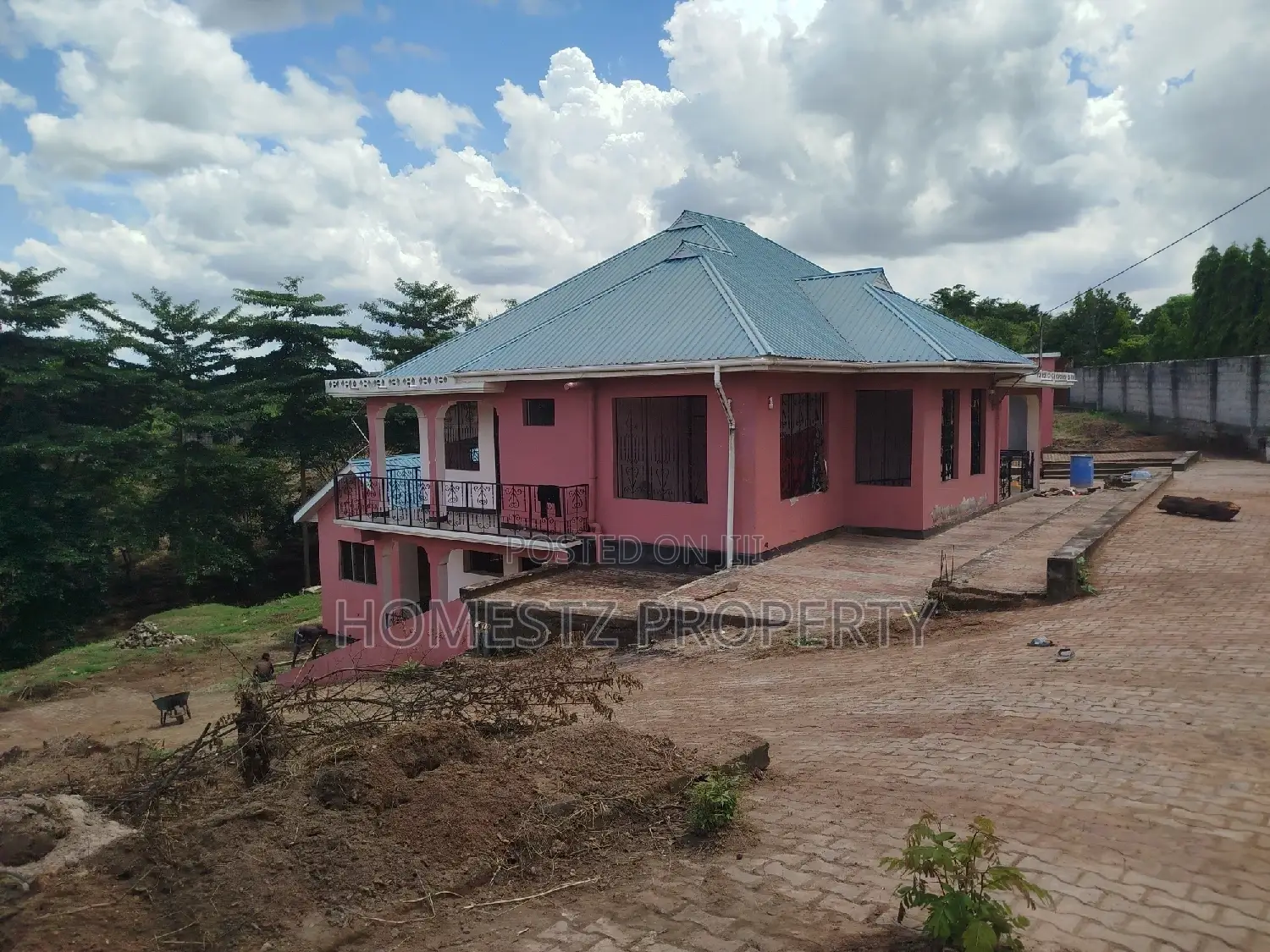 4bdrm House in Kinyerez Kibaga, Kinondoni for sale in Kinondoni