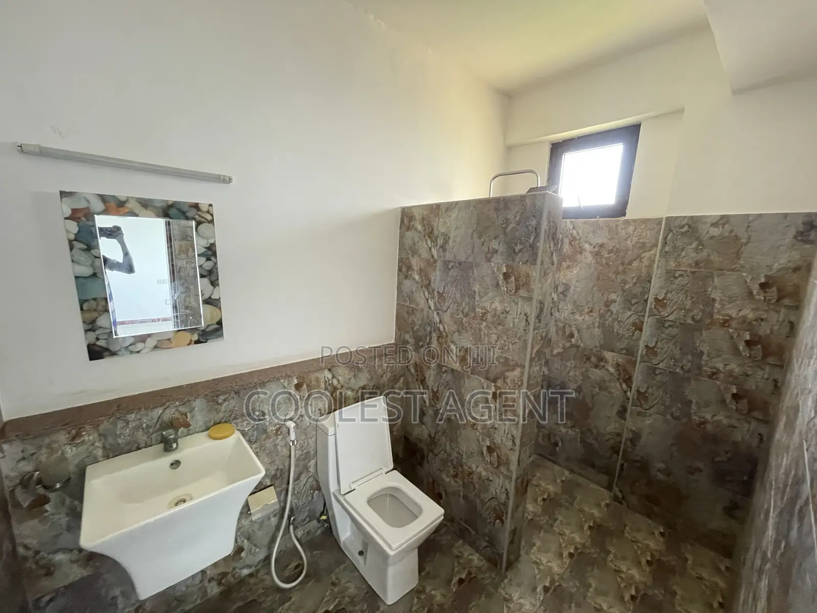 4bdrm Duplex in Mikocheni, Kinondoni for sale in Kinondoni