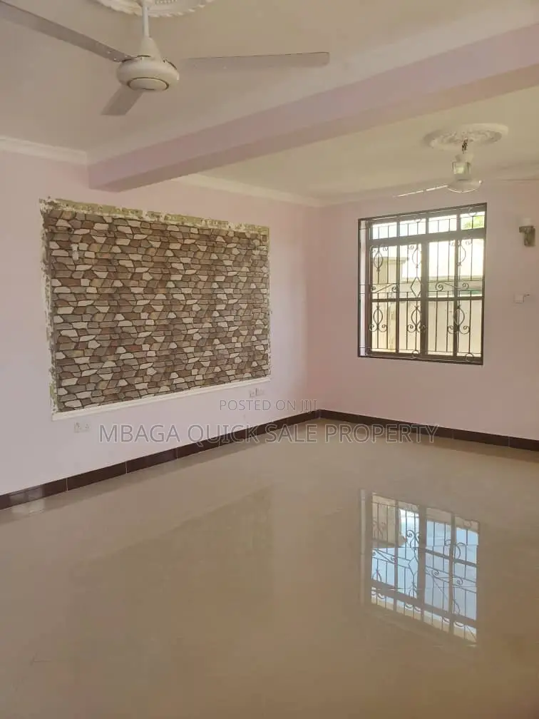 4bdrm House in Ununio, Bunju for rent in Bunju