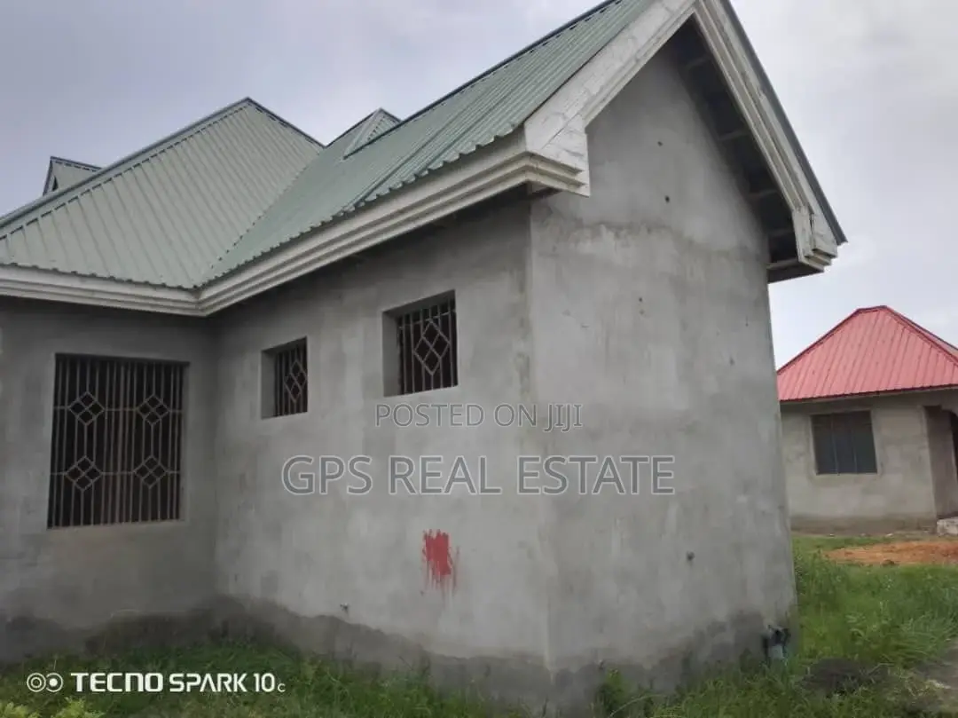 5bdrm House in Msongola, Ilala for sale in Ilala