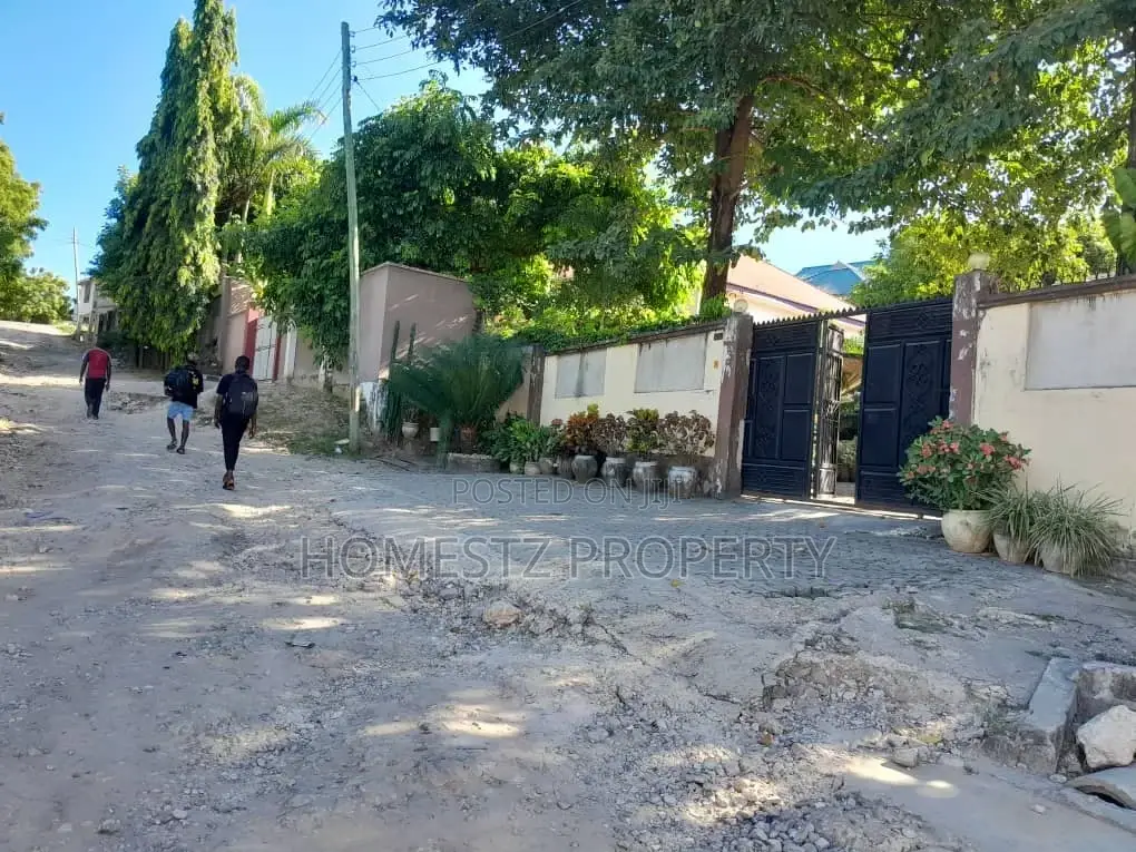3bdrm House in Goba Kunguru, Kinondoni for sale in Kinondoni