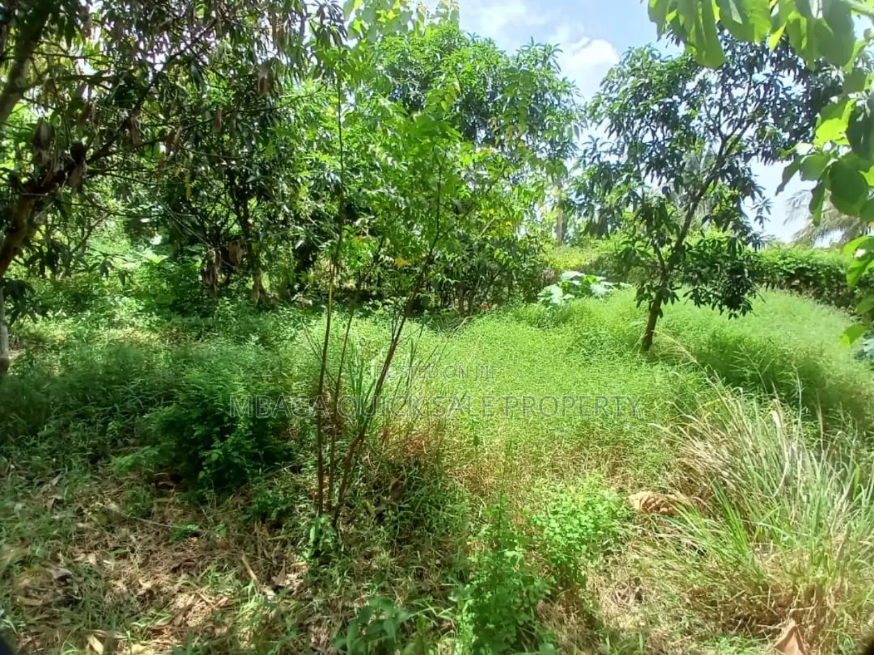 Plot Inauzwa Ipo Kibaha Kwa Matiasi in Kibaha