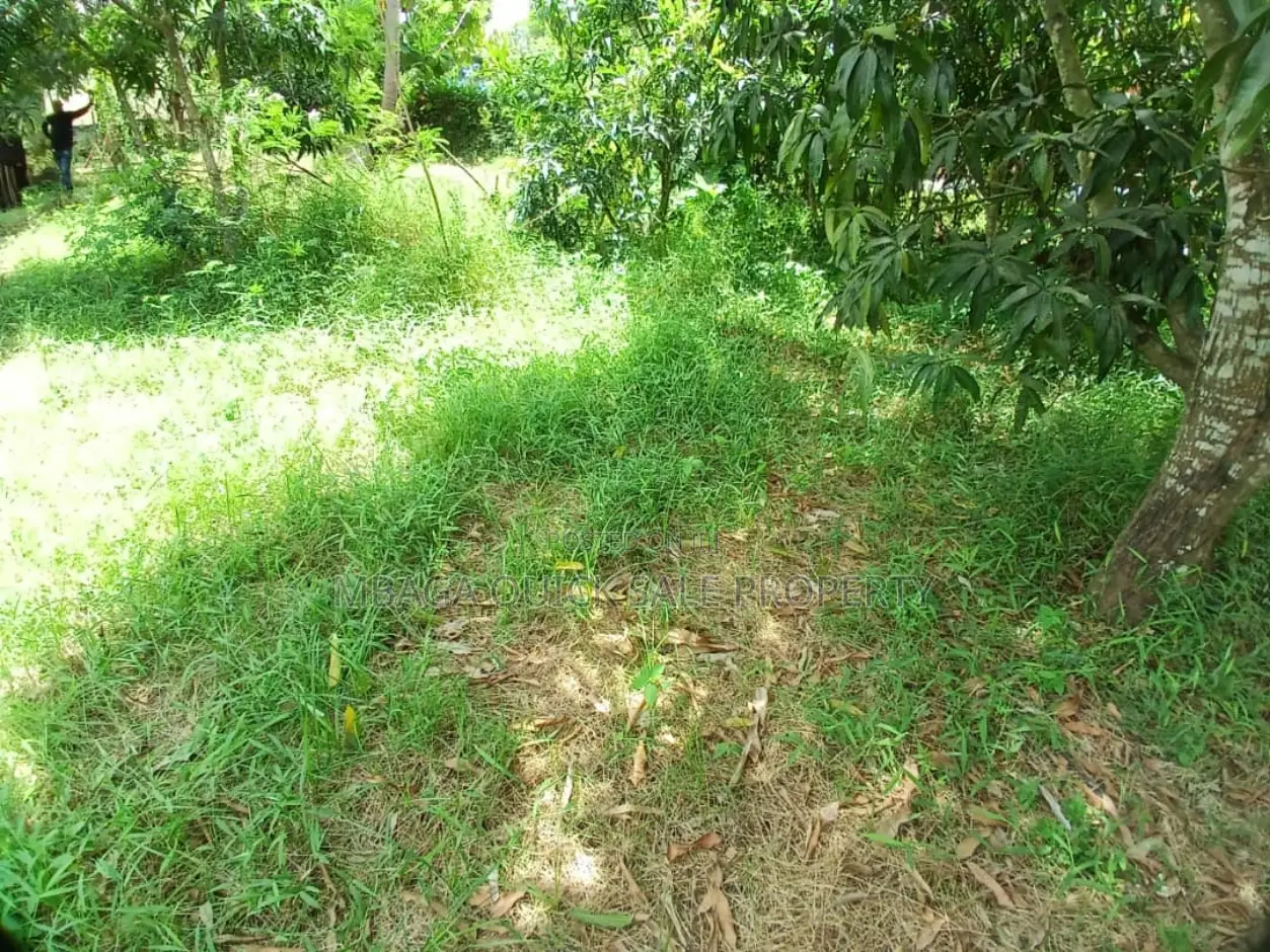 Plot Inauzwa Ipo Kibaha Kwa Matiasi in Kibaha