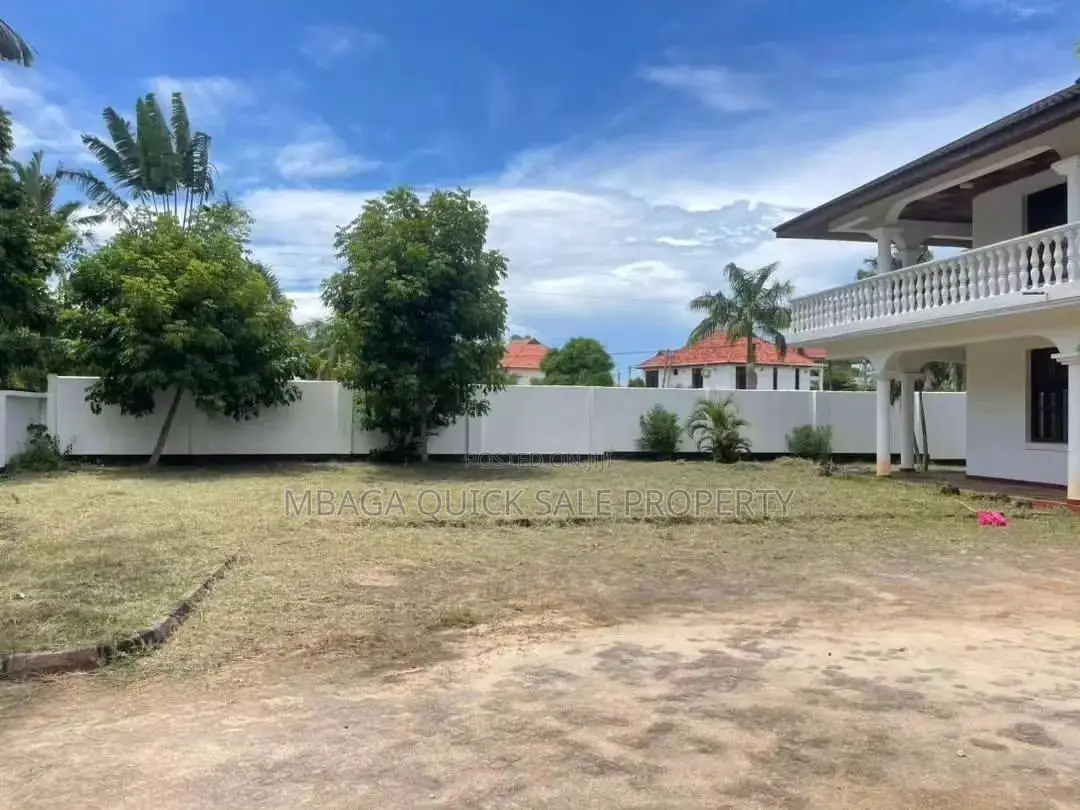 4bdrm House in Avocado, Mikocheni for rent in Mikocheni