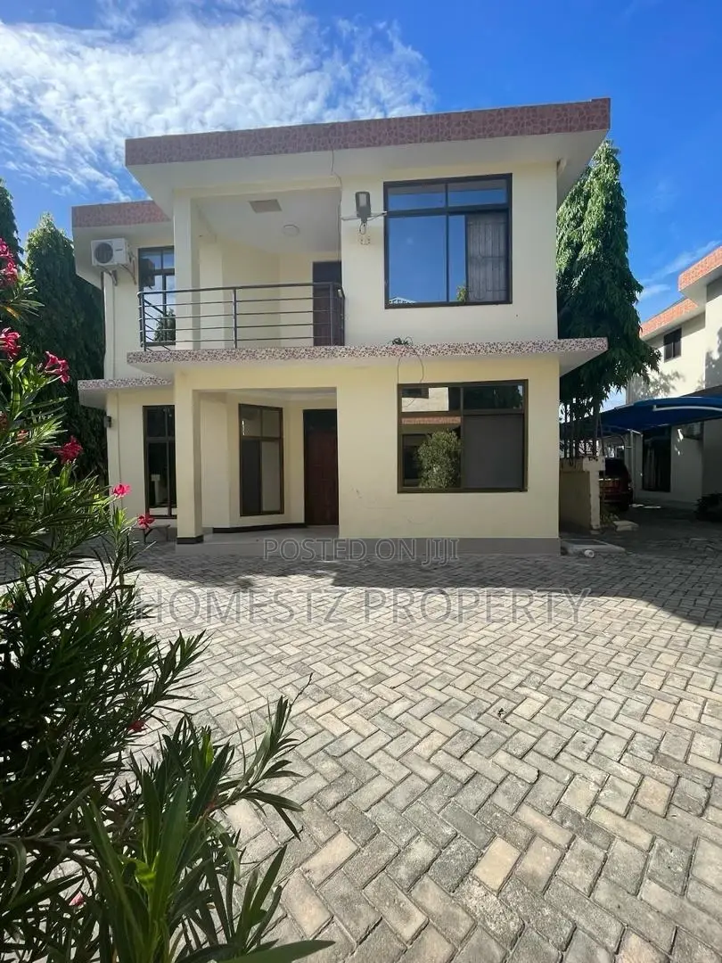 4bdrm House in Bahari Beach, Kinondoni for sale in Kinondoni