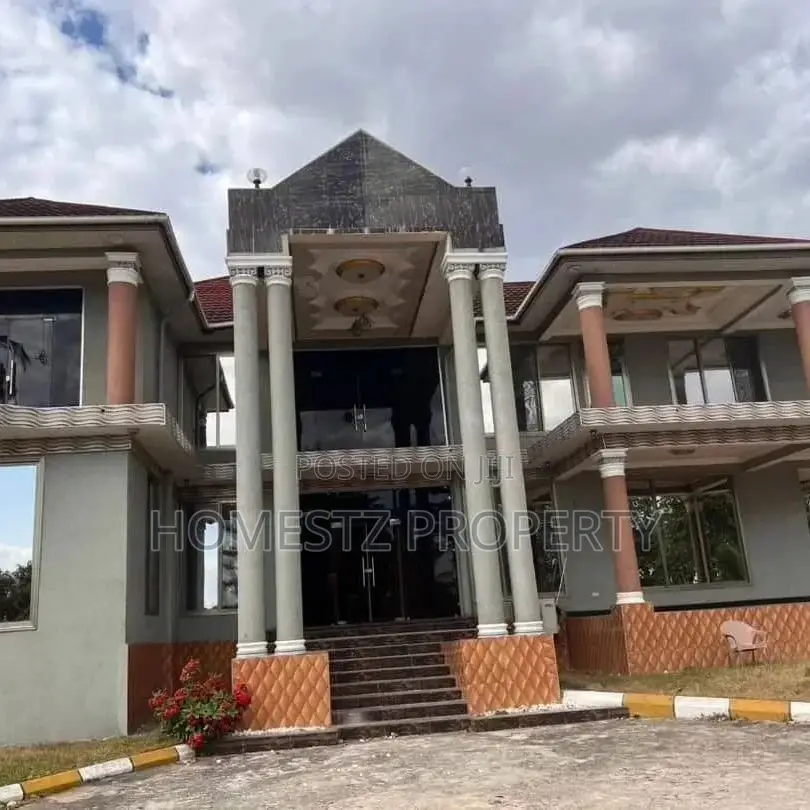 8bdrm Mansion in Tabata Kinyerezi, Kinondoni for sale in Kinondoni