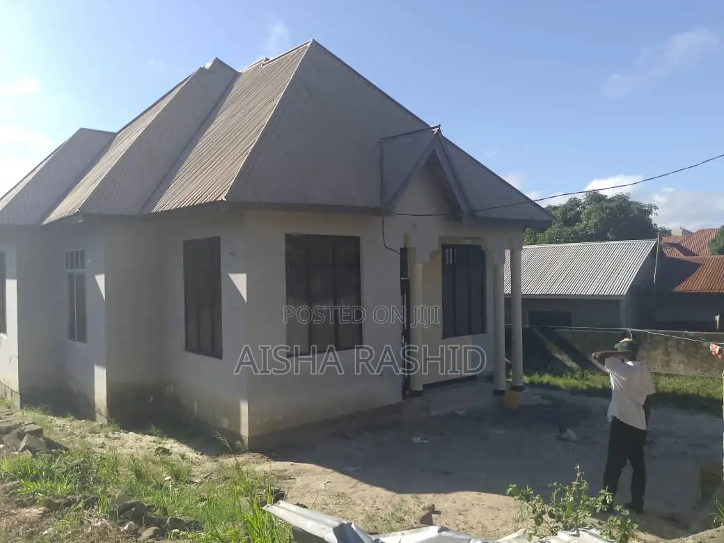 3bdrm House in Mbezi for sale in Mbezi