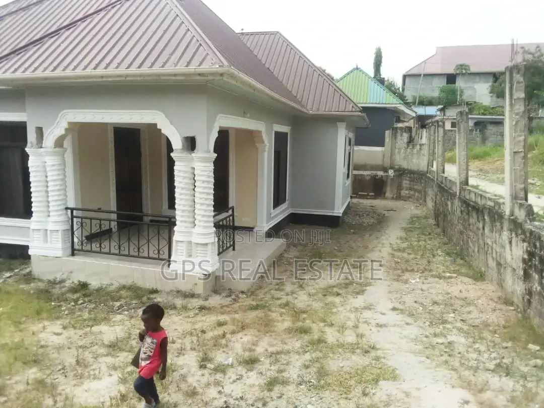 3bdrm House in Kinyerezi, Kinondoni for sale in Kinondoni