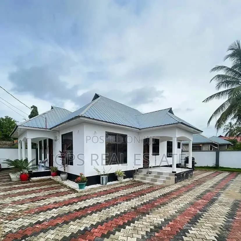 3bdrm House in Bunju, Kinondoni for sale in Kinondoni