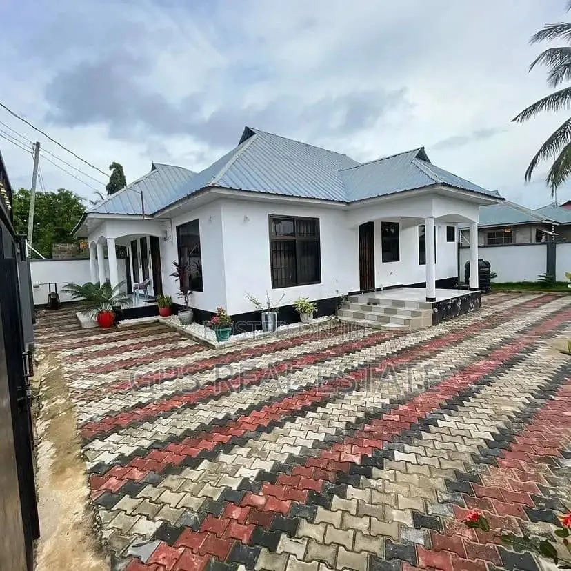 3bdrm House in Bunju, Kinondoni for sale in Kinondoni