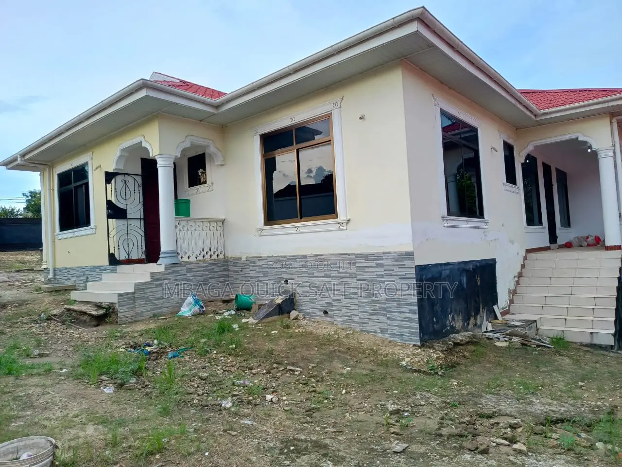 5bdrm House in Tegeta Contena, Bunju for sale in Bunju