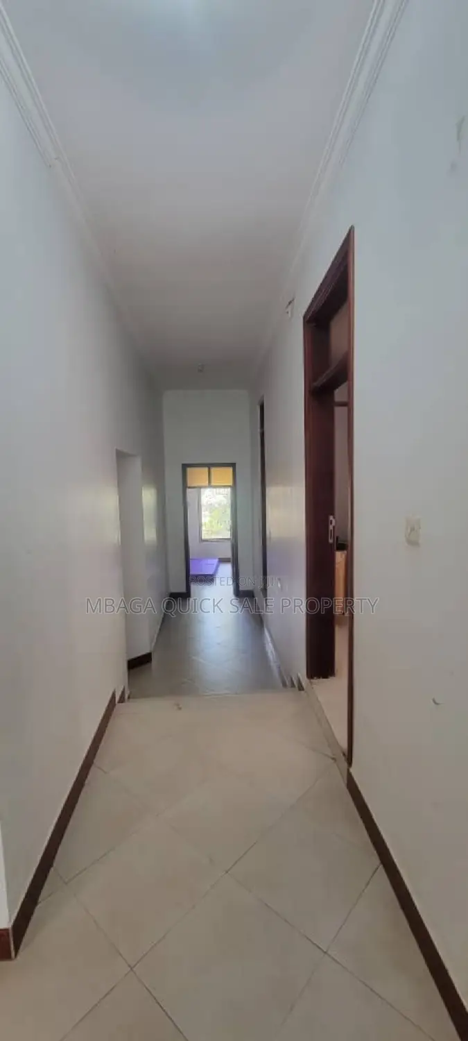 5bdrm House in Tegeta Contena, Bunju for sale in Bunju