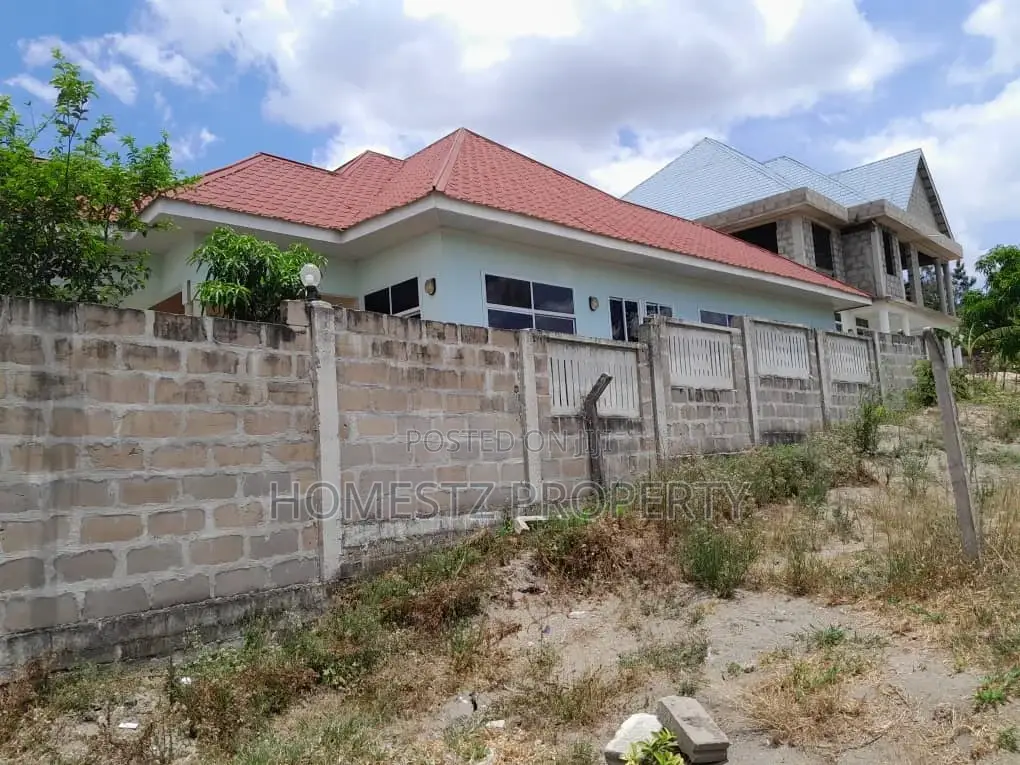 3bdrm House in Kiluvya, Kinondoni for sale in Kinondoni