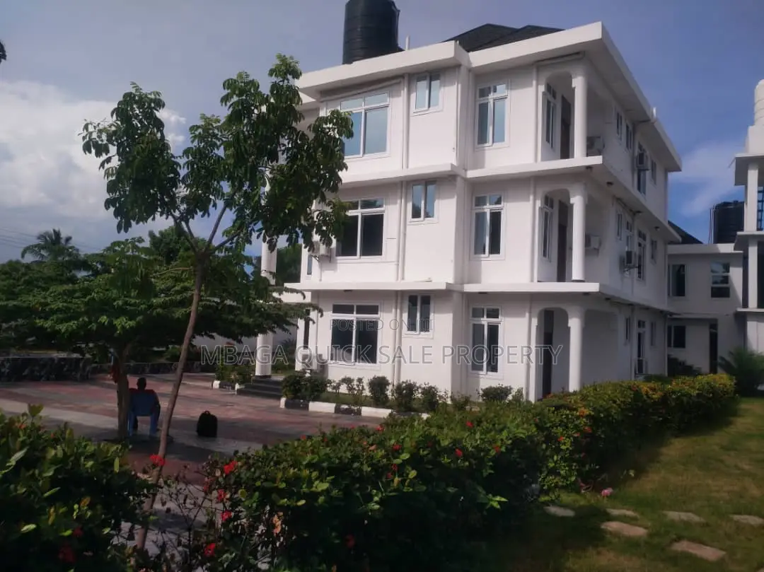 20bdrm House in Salasala, Mbezi for rent in Mbezi