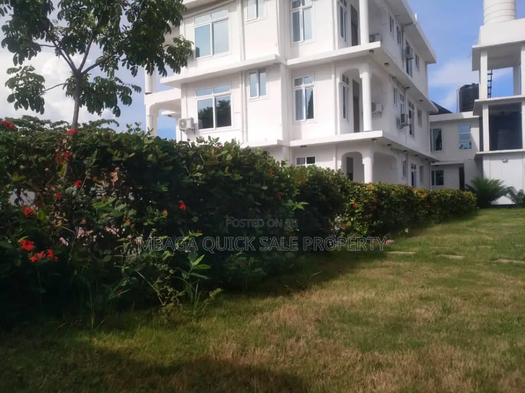 20bdrm House in Salasala, Mbezi for rent in Mbezi
