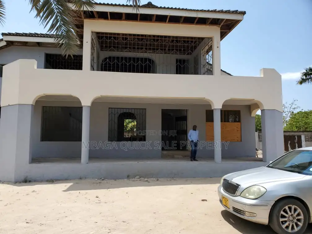 6bdrm House in Kunduchi Beach for sale in Kunduchi
