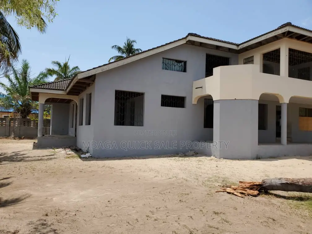 6bdrm House in Kunduchi Beach for sale in Kunduchi