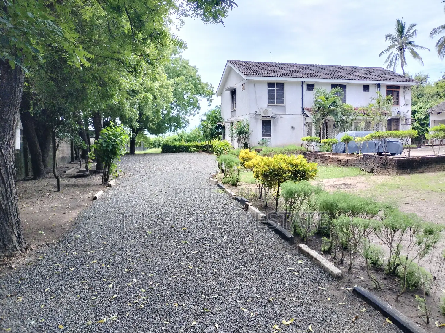 Mini Flat in Mbezibeach Rainbow, Kinondoni for sale in Kinondoni