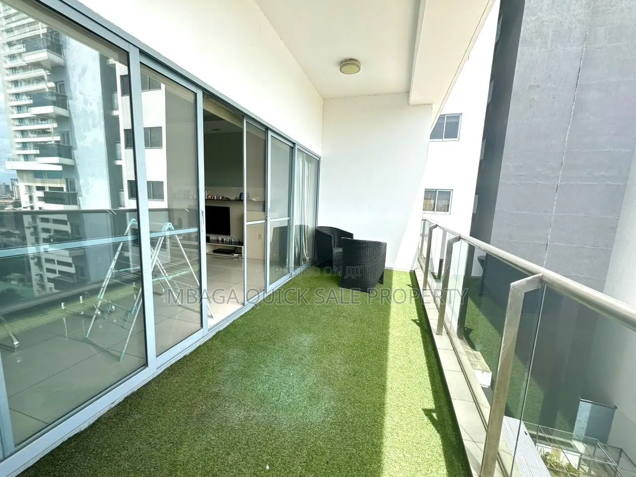 3bdrm Apartment in Upanga for sale in Upanga West