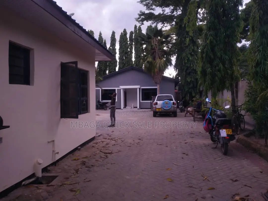 Furnished 1bdrm Apartment in Mikochen, Mikocheni for rent in Mikocheni