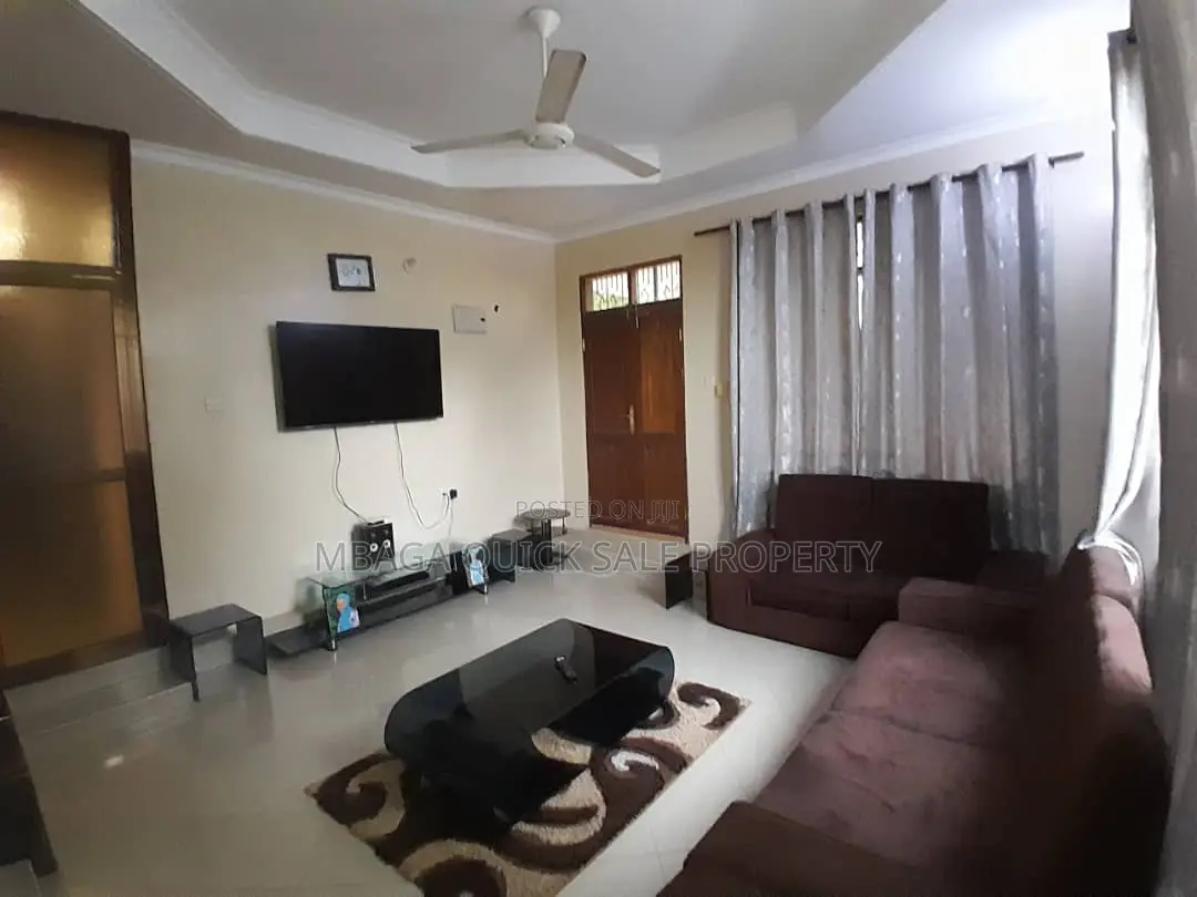 3bdrm House in Goba Center for sale in Goba