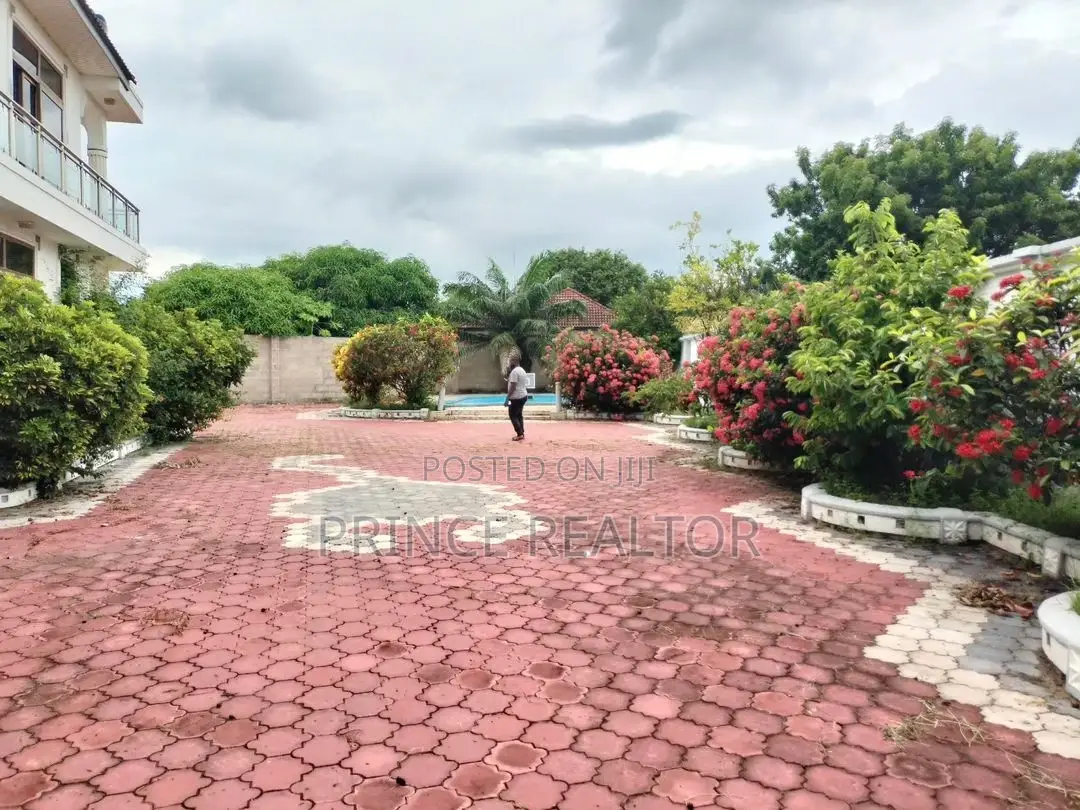 4bdrm House in Ununio Beach, Kinondoni for sale in Kinondoni
