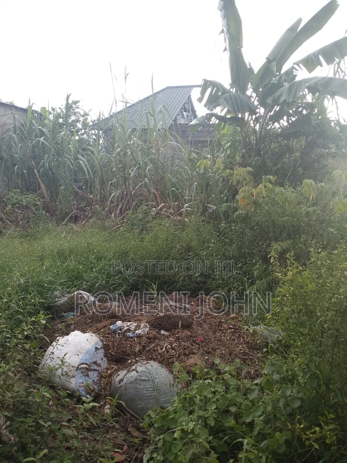 Eneo La Kibiashara Na Makazi Linauzwa Ml 13.5 Majohe Rada. in Ukonga