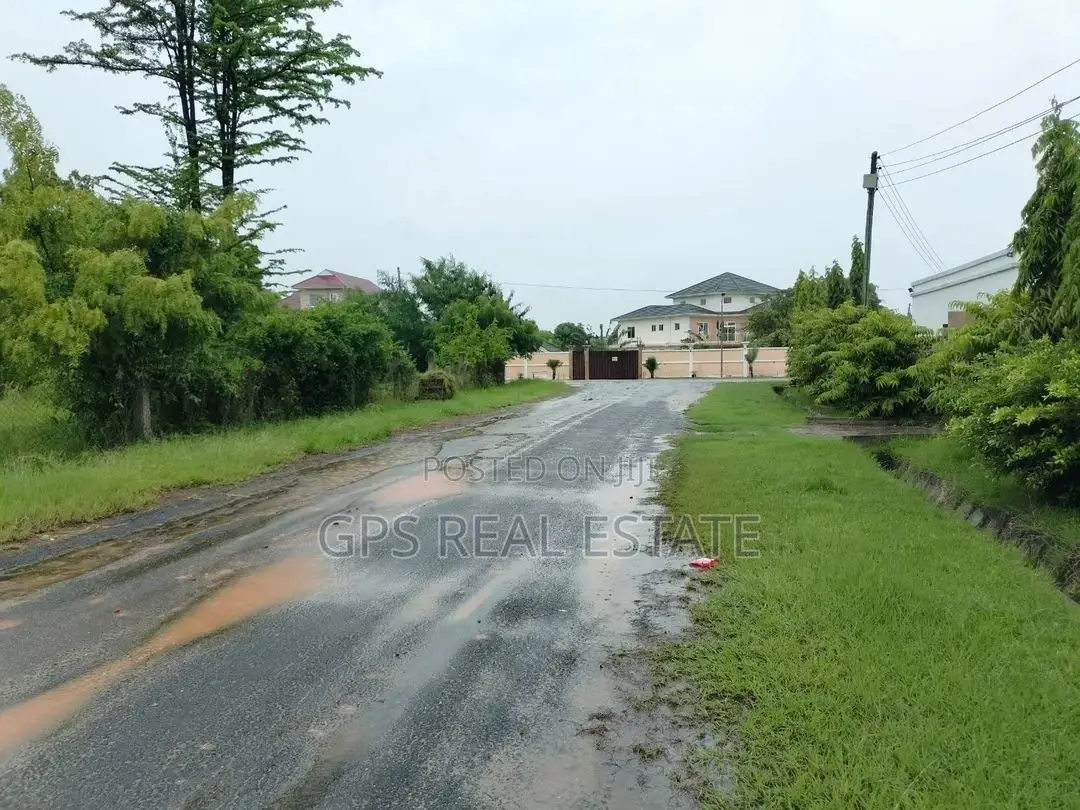 Plot on Sale at Ununio Beach in Kinondoni