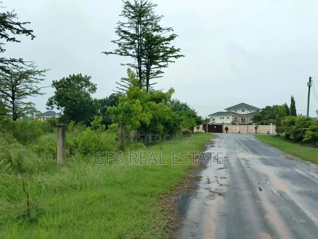 Plot on Sale at Ununio Beach in Kinondoni