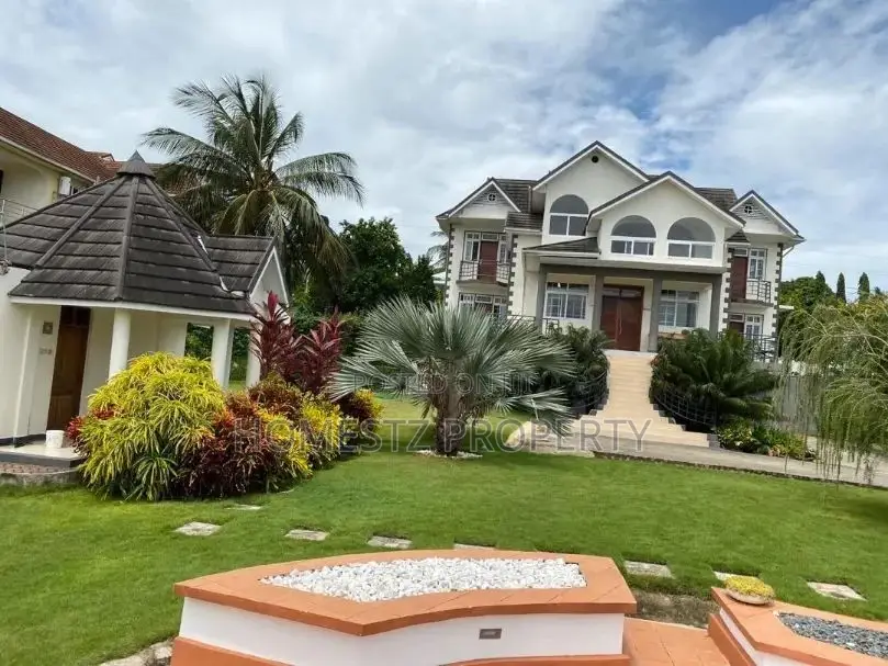 4bdrm House in Salasala, Kinondoni for sale in Kinondoni