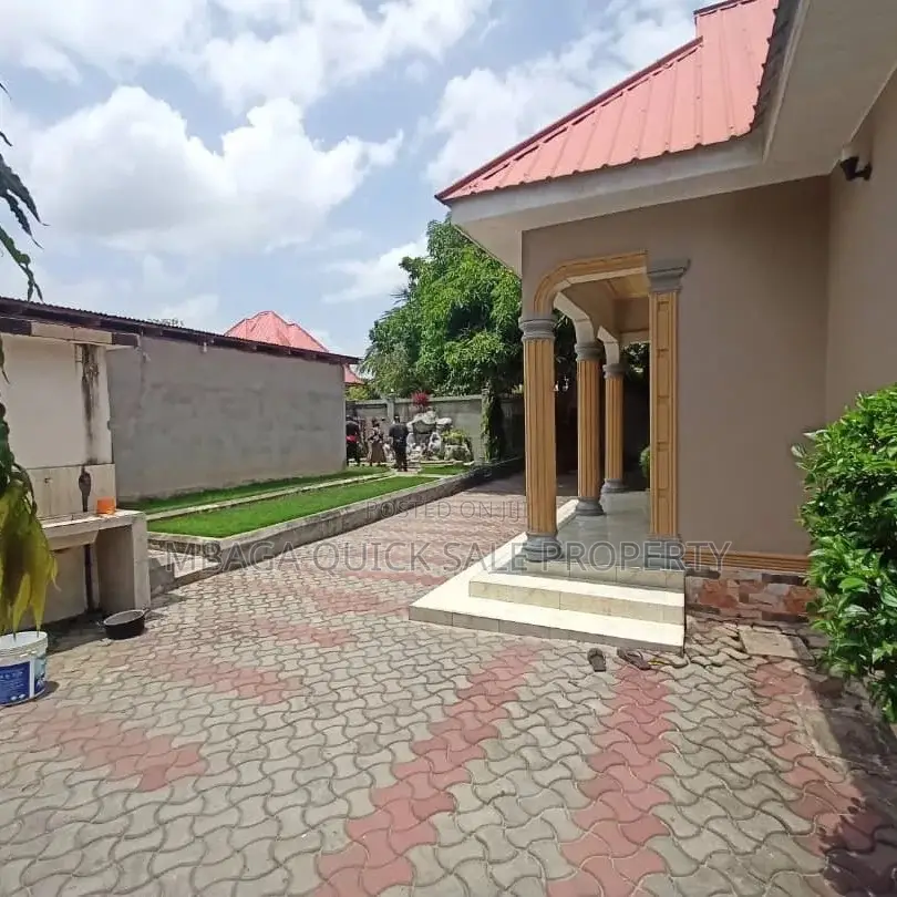 4bdrm House in Vikindu for sale in Vikindu