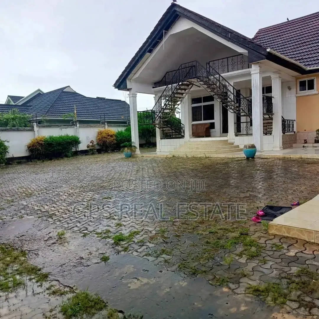 6bdrm House in Tegeta Wazo, Kinondoni for sale in Kinondoni