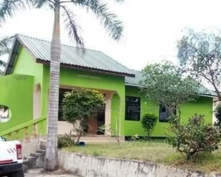 5bdrm Apartment in Pugu Kajiungeni, Mbezi Beach for sale in Mbezi Beach