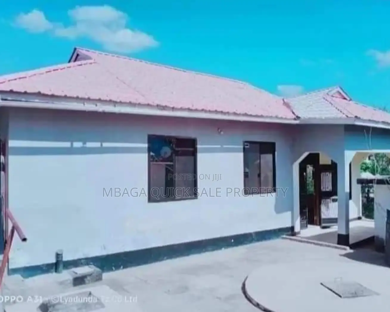 5bdrm Apartment in Pugu Kajiungeni, Mbezi Beach for sale in Mbezi Beach