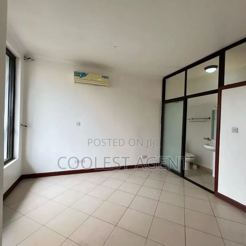 Furnished 3bdrm Villa in Mbezibeach, Kinondoni for rent in Kinondoni