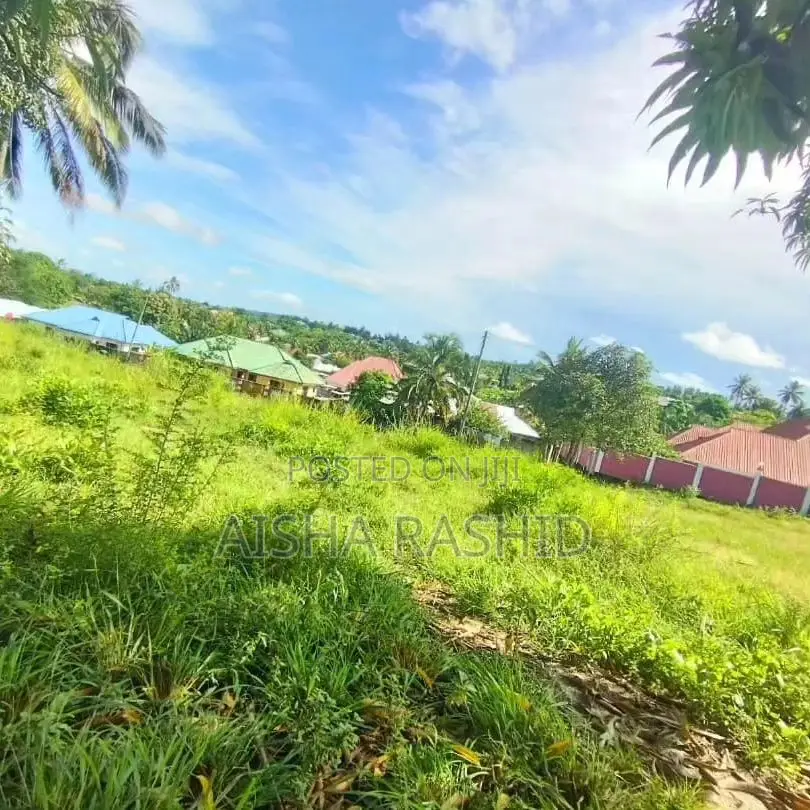 Ni Kiwanja Kwa Ajili Makazi Kizuri Sana in Kinondoni