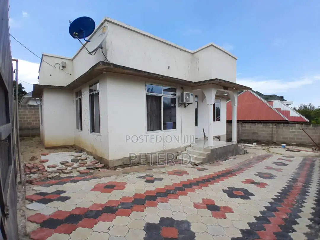 3bdrm House in Goba for sale in Goba