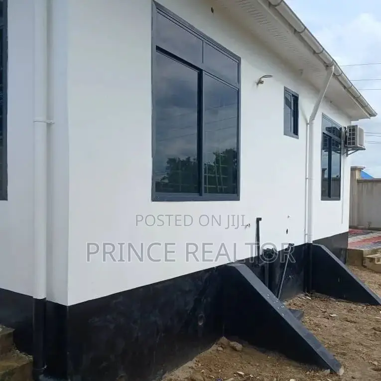 3bdrm House in Madale Kawawa, Kinondoni for sale in Kinondoni
