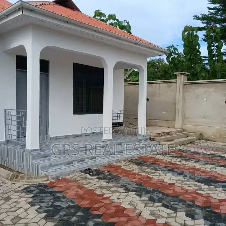 3bdrm House in Madale Kawawa, Kinondoni for sale in Kinondoni