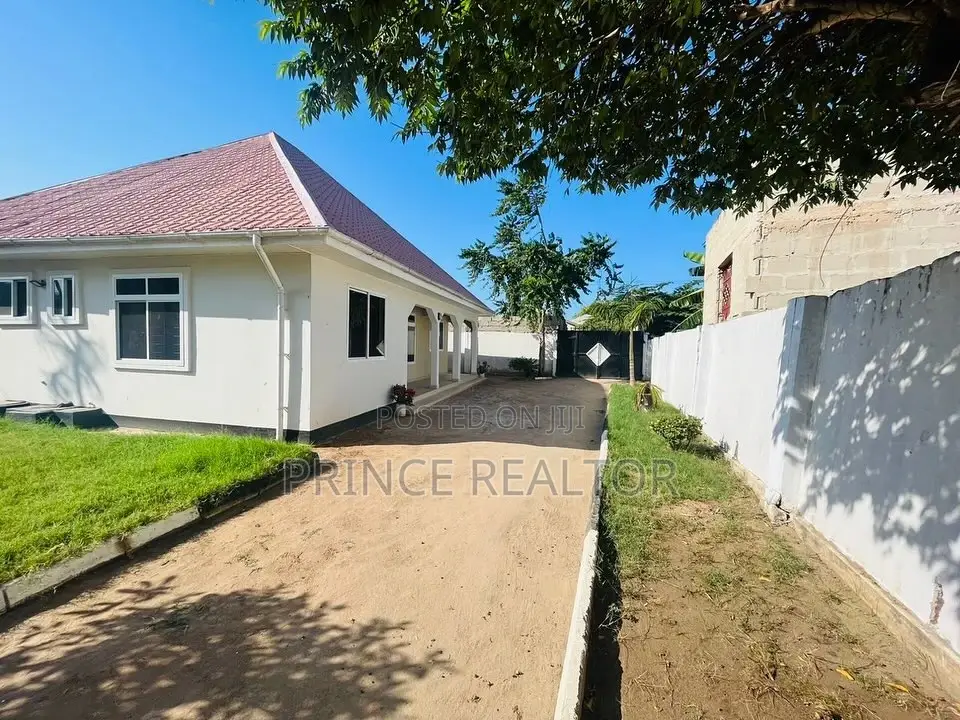3bdrm House in Boko Chama, Kinondoni for sale in Kinondoni