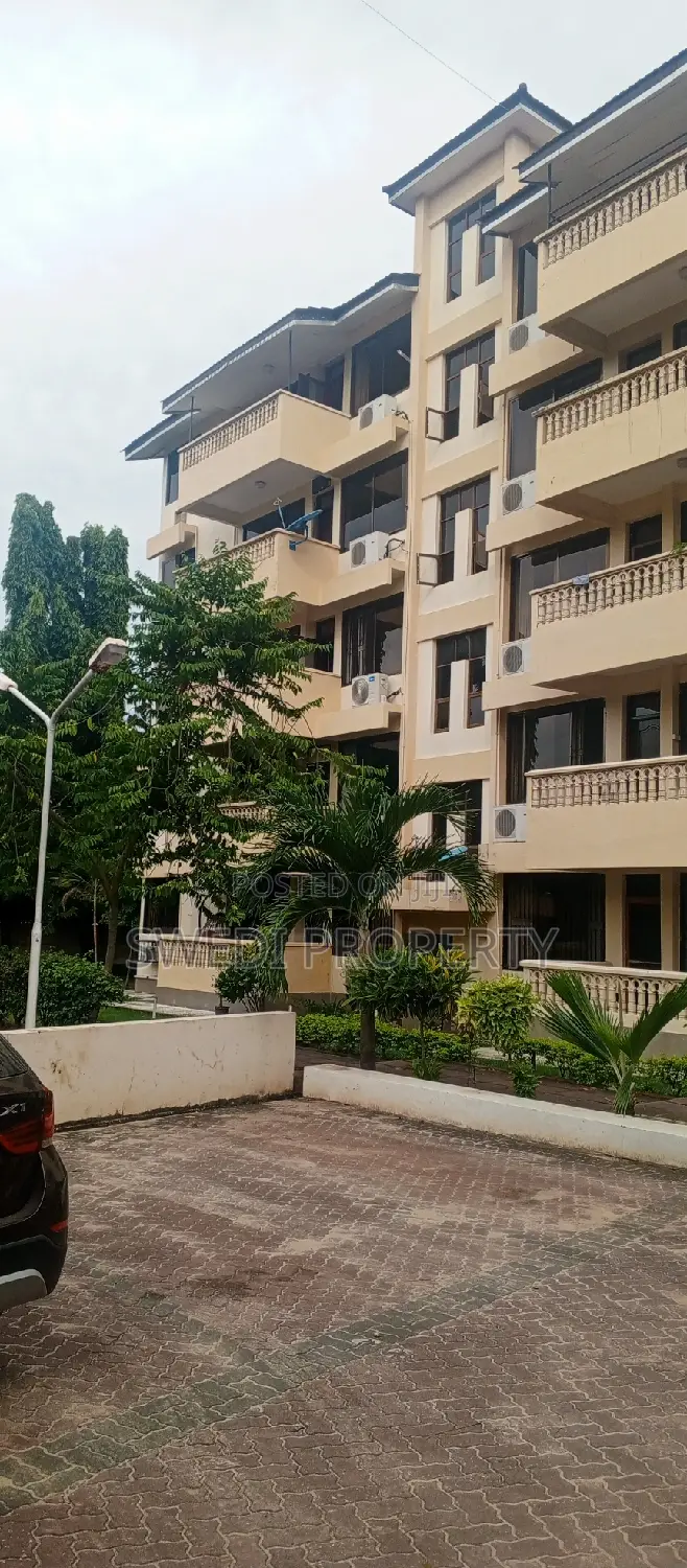 Furnished 3bdrm Apartment in Swedi Property, Masaki for rent in Masaki