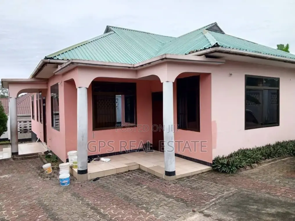 3bdrm House in Kibamba Hondogo, Kinondoni for sale in Kinondoni