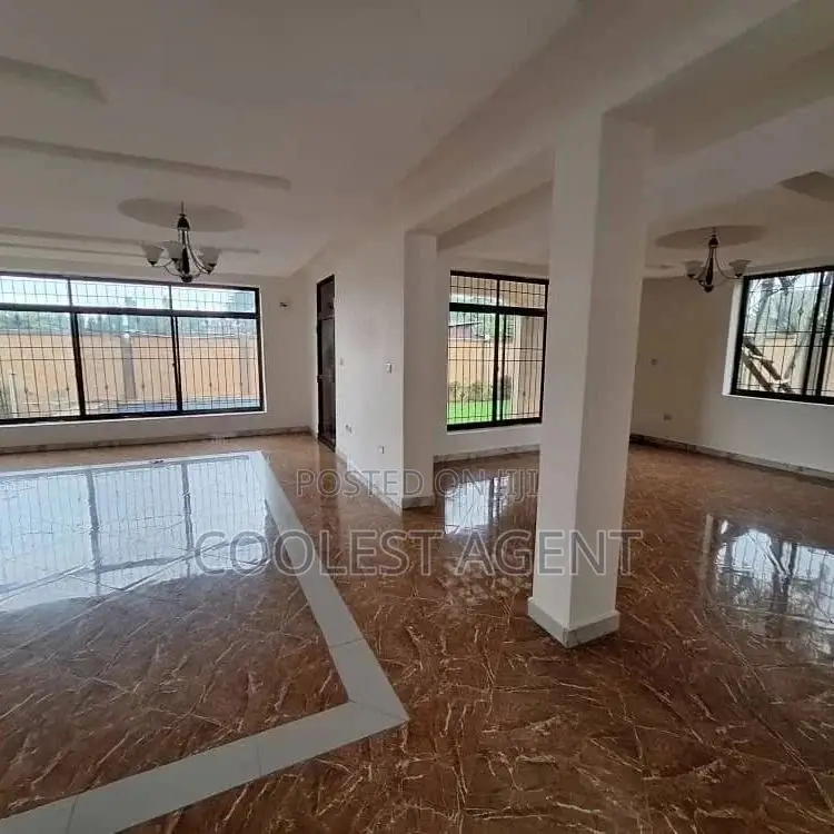 4bdrm Bungalow in Mbezibeach, Kinondoni for rent in Kinondoni