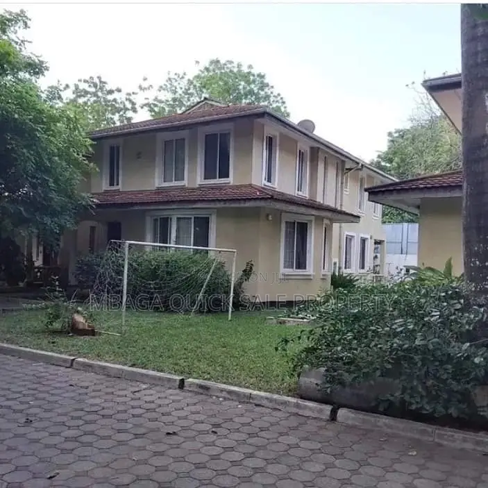 Furnished 4bdrm Villa in Oyster Bay for rent in Oyster Bay
