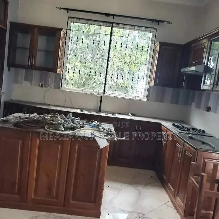 4bdrm Bungalow in Goba for rent in Goba