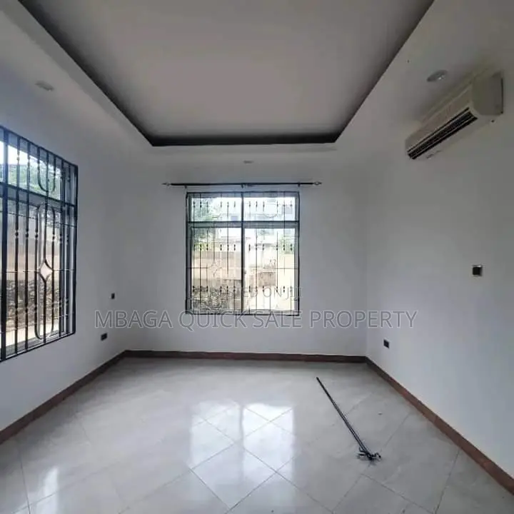 4bdrm Bungalow in Goba for rent in Goba
