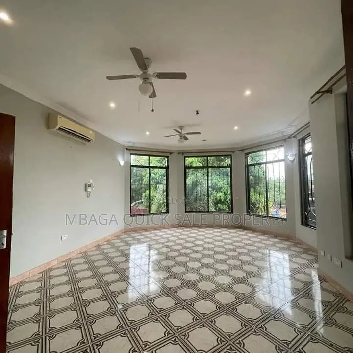 4bdrm House in Tegeta  Wazo, Kunduchi for rent in Kunduchi