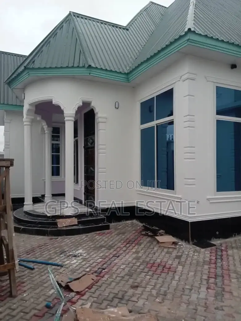 4bdrm House in Mbagala Chamazi Kwa, Temeke for sale in Temeke