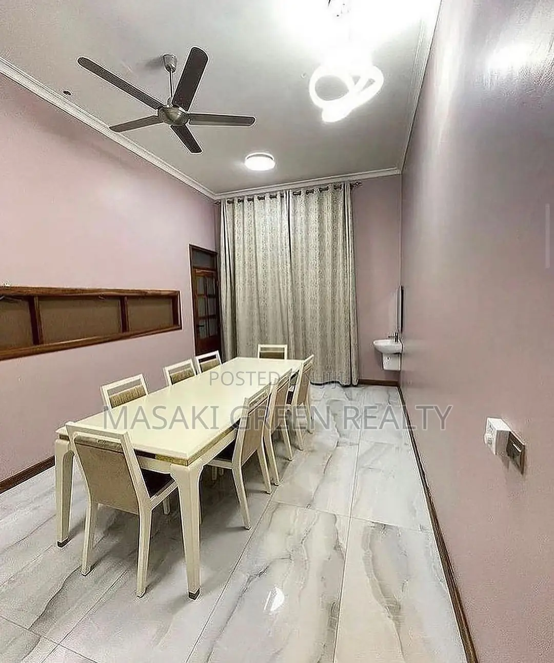3bdrm Mansion in Mbezi Beach, Kinondoni for sale in Kinondoni