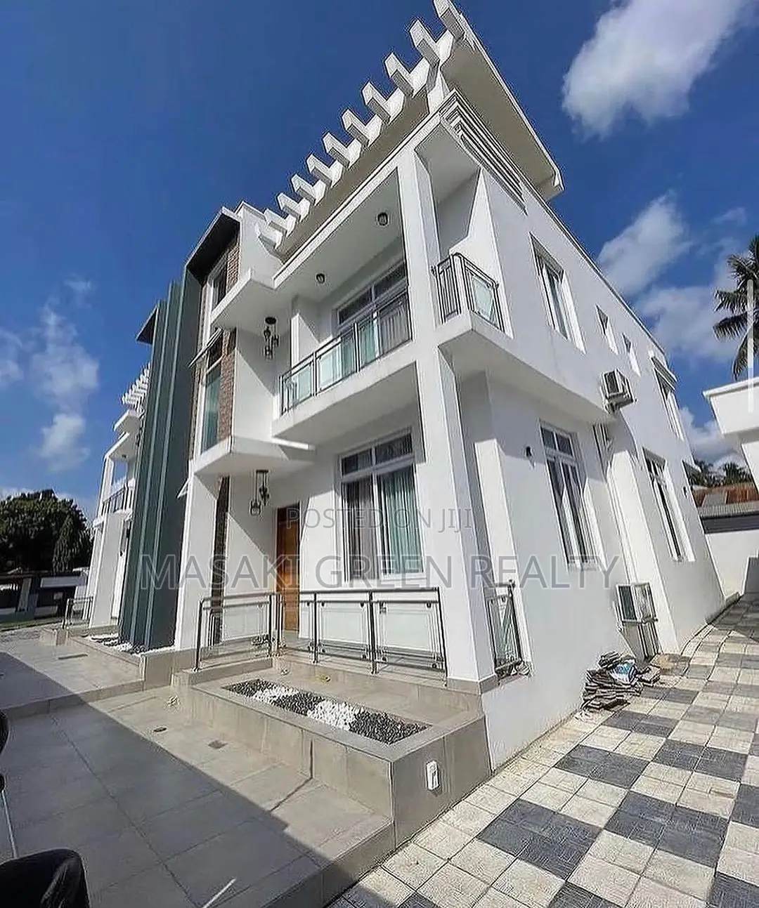 3bdrm Mansion in Mbezi Beach, Kinondoni for sale in Kinondoni
